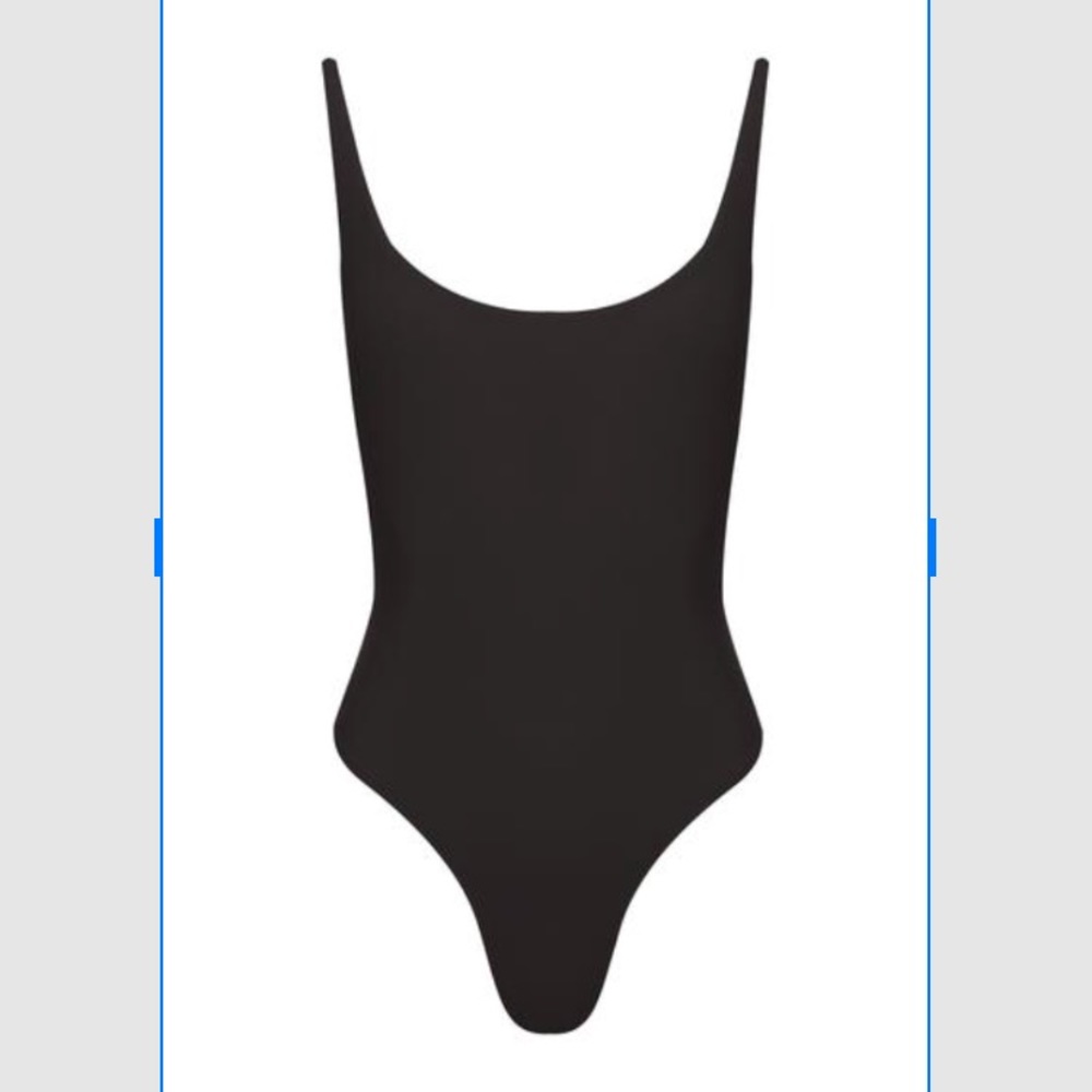 Cantik swimsuit